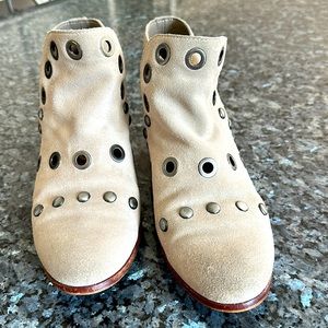 Sam Edelman suede booties with eyelets size 7.5. Good condition